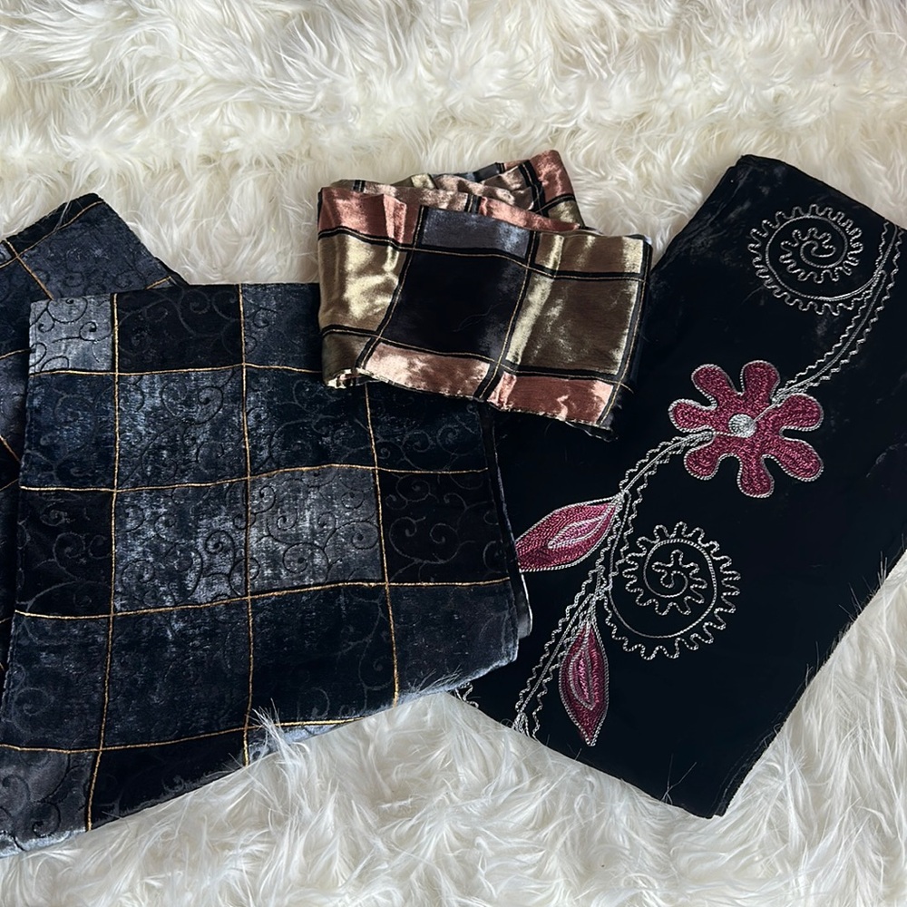 Beautiful Scarf Lot